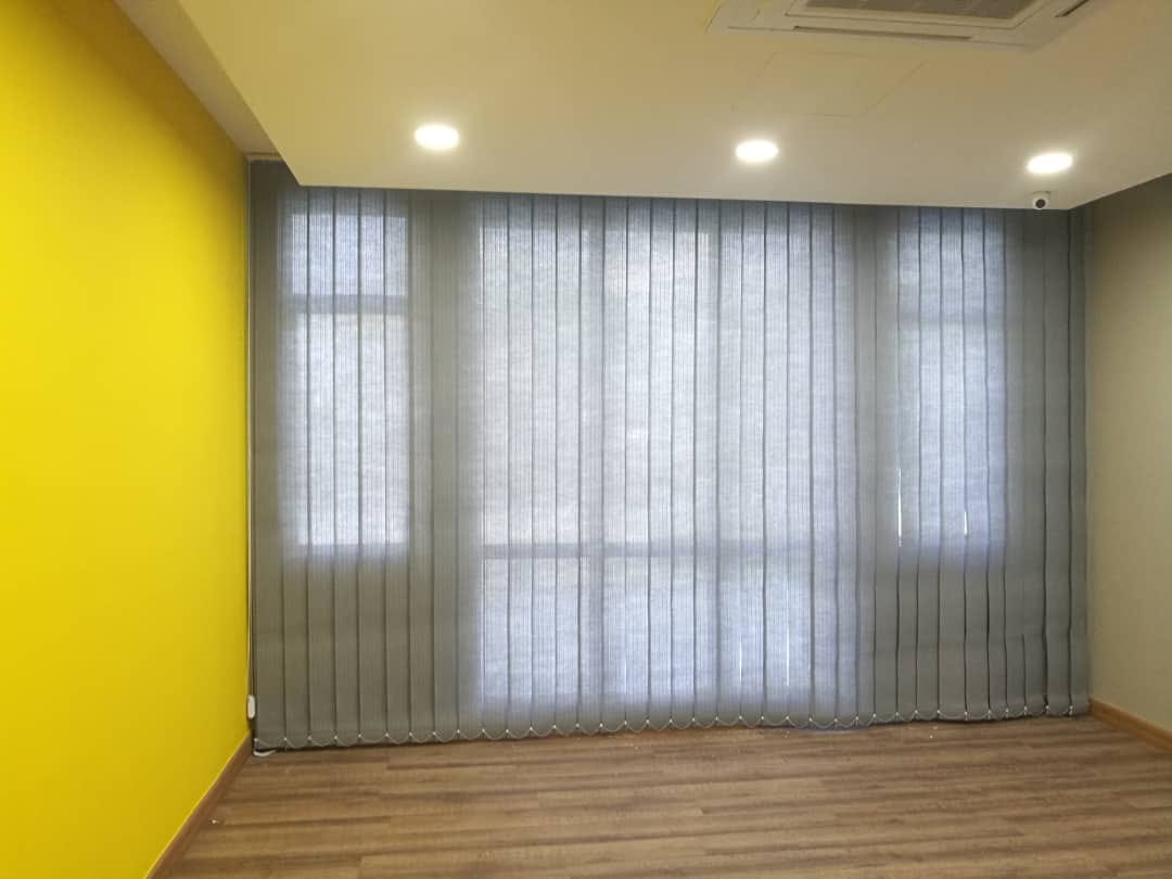 VERTICAL BLINDS